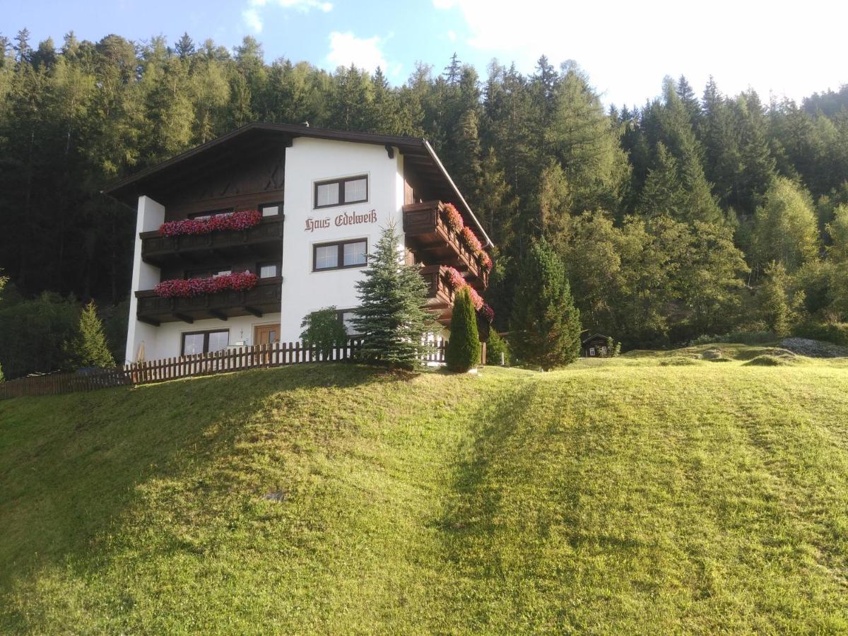 Haus Edelweiss Bed and Breakfast Jerzens Exteriör bild